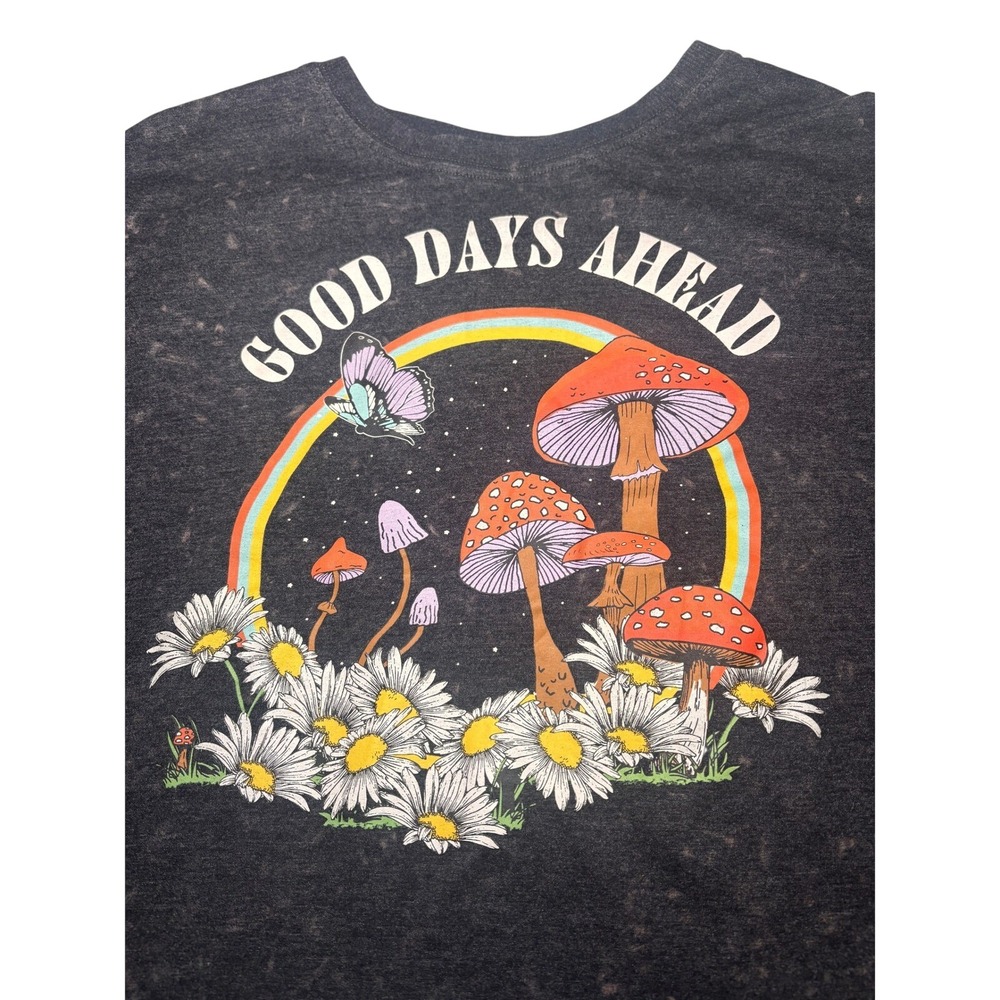 No Boundaries Womens Graphic Crop T Shirt Mushrooms Daisy Rainbow Butterflies2X - Picture 2 of 9